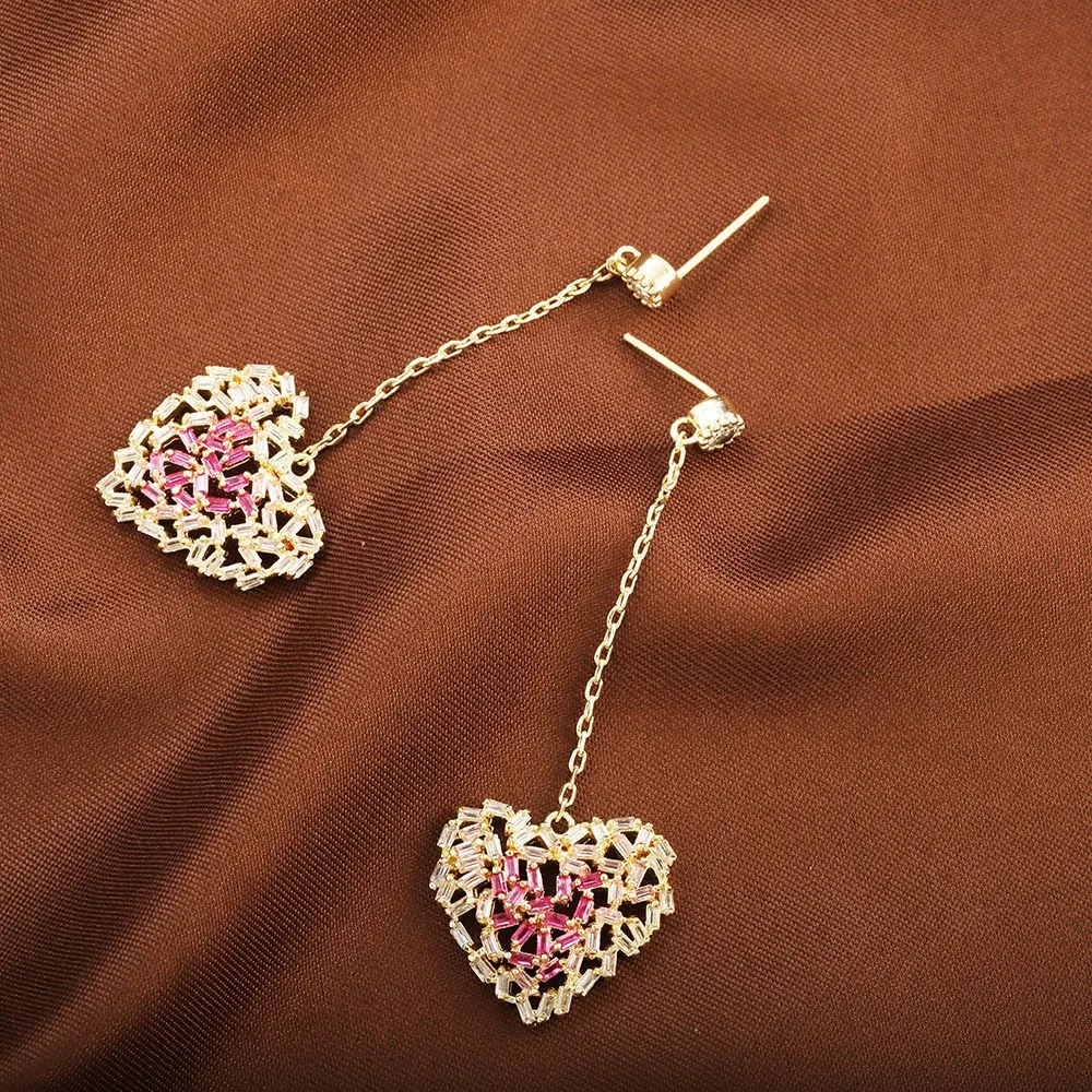 Korean version super fairy fashion gradient pink heart-shaped earrings, long chain with a female heart detail image 4
