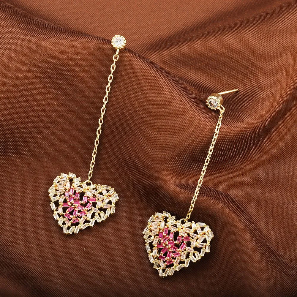 Korean version super fairy fashion gradient pink heart-shaped earrings, long chain with a female heart detail image 2