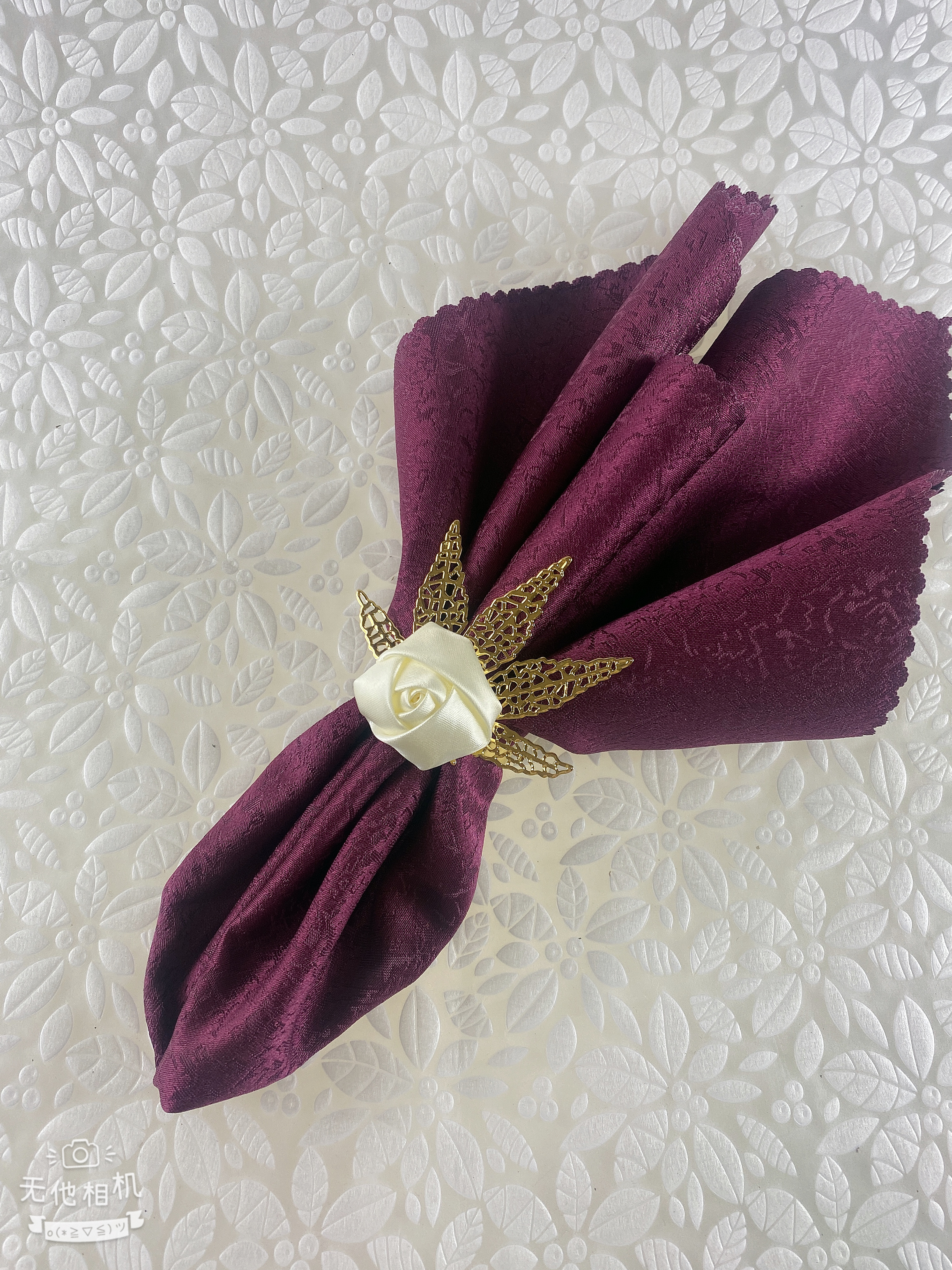 Napkin buckles, scarf rings, metal rings, hotel decorations, wedding supplies, accessories. Specification image
