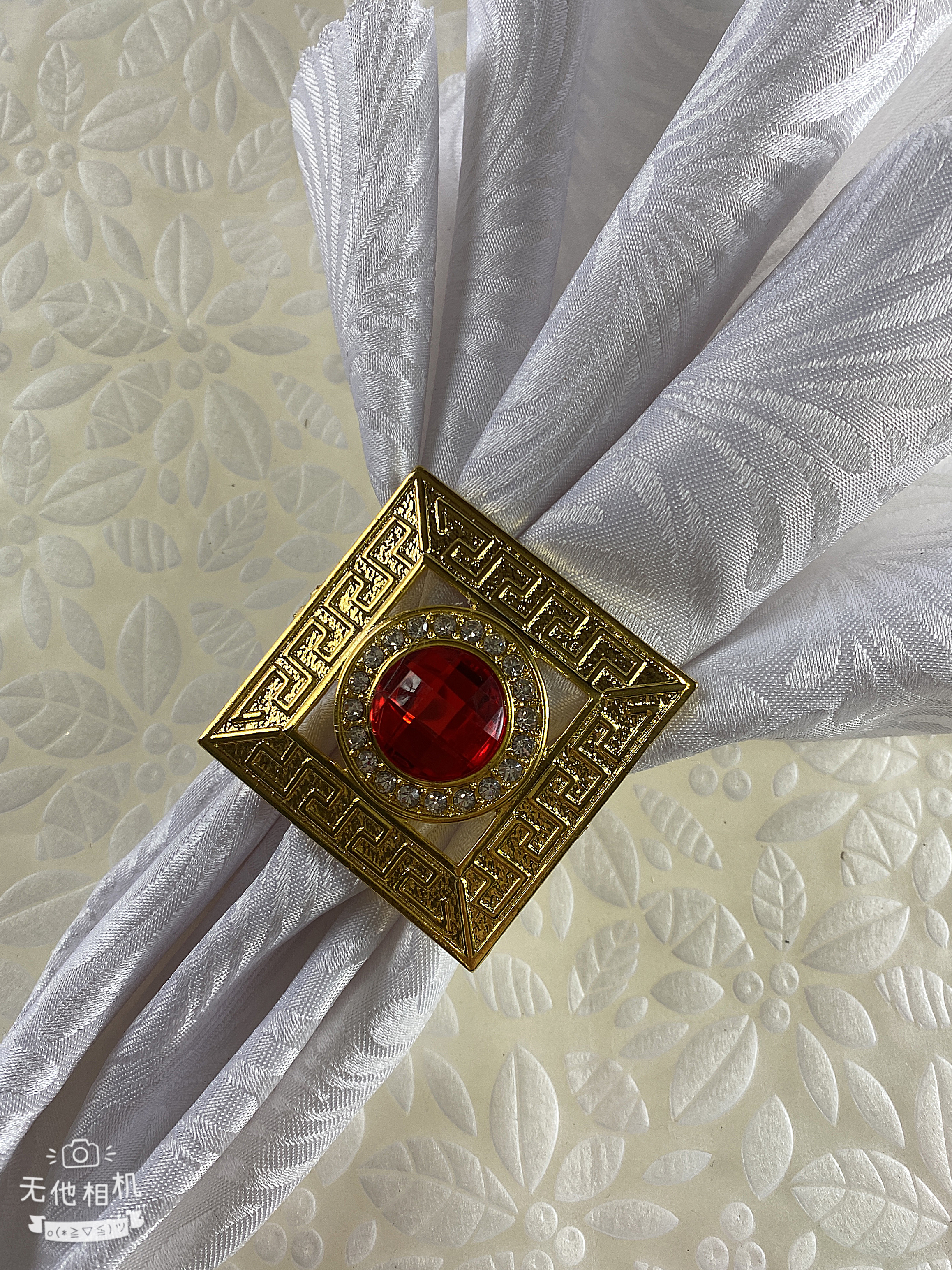 Napkin rings, napkin buttons, hotel decorations, wedding decorations, ornaments. details Picture