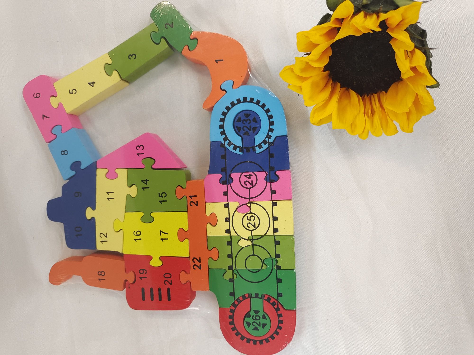 Early education and intelligence teaching AIDS excavator