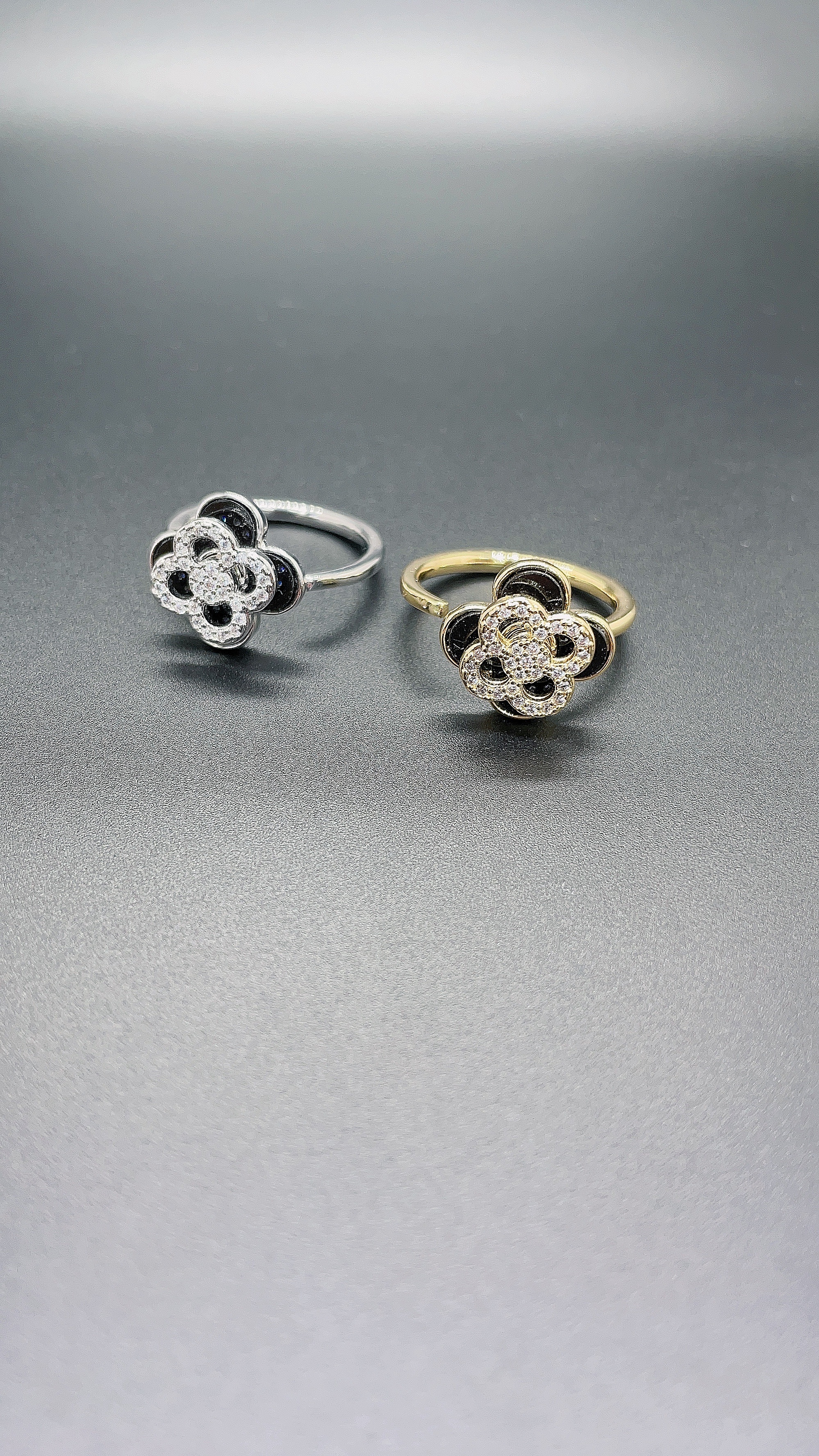Hollow double-layered flower 🌼 rotating ring gilded with real gold and slightly inlaid with small diamonds zircon oil drip ring for women Specification image