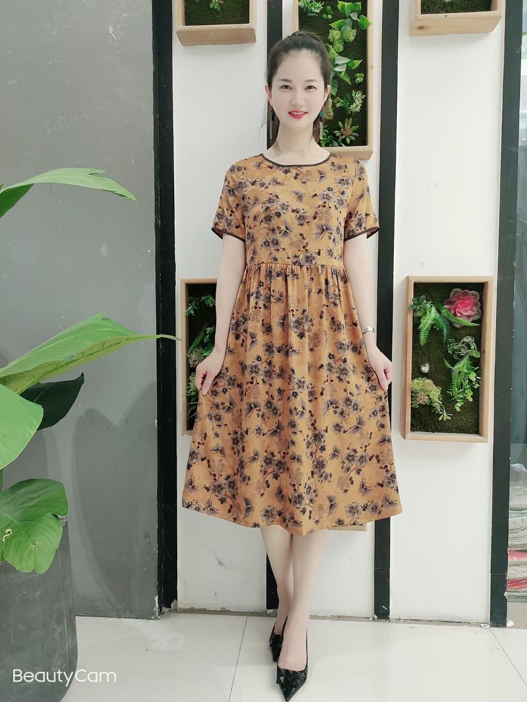 Dress 1 Specification image