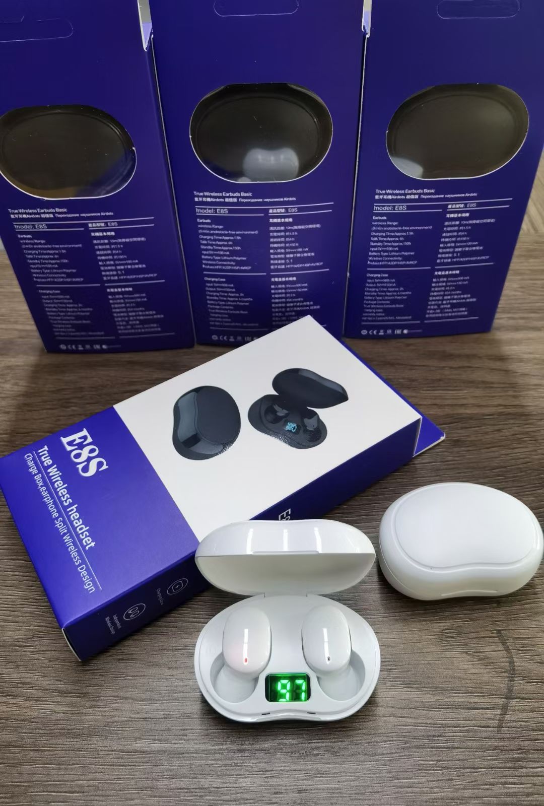 The E8S wireless Bluetooth headphones feature digital battery level display and are suitable for both men and women when playing games or listening to music Specification image
