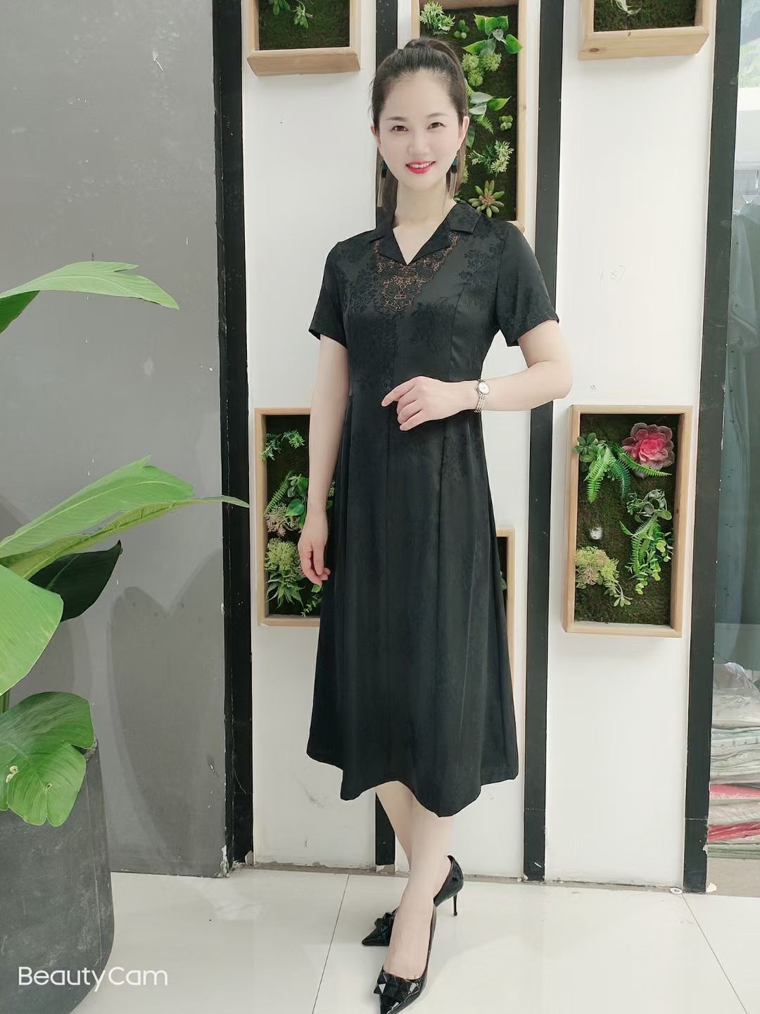 Dress 4 Specification image