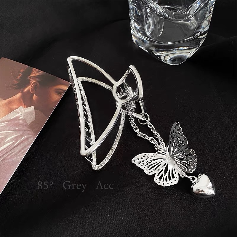 Internet celebrities are catching tassels. Internet celebrities are looking for beautiful and romantic Han Xu accessories