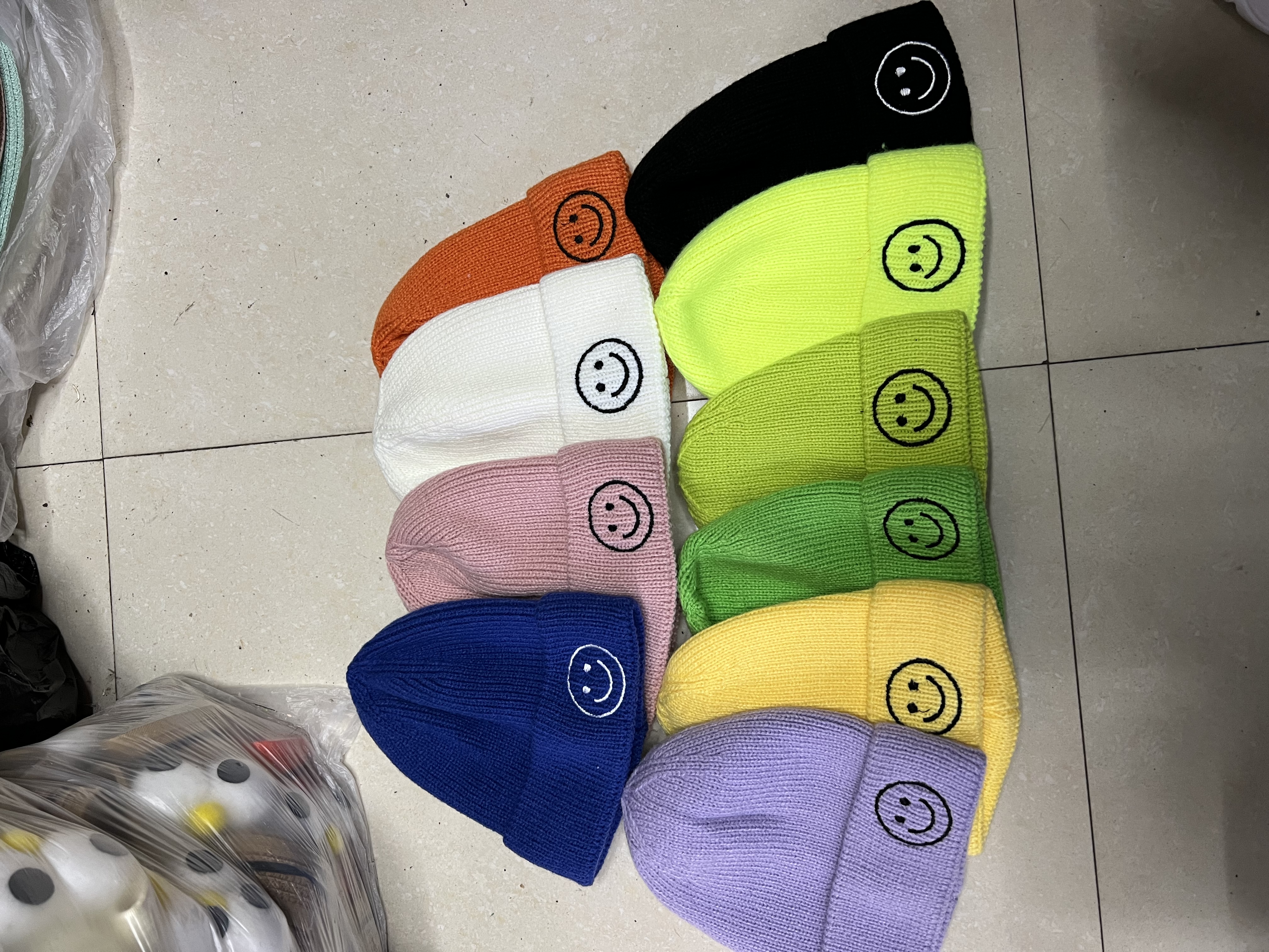 Children's Knitted Smiley Face Woolen Hat full figure