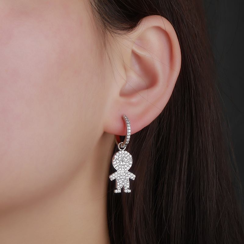 Creative hip-hop Zircon cartoon character earrings are selling well on Xiaohongshu. They are versatile European and American earrings and personalized earrings for men and women detail image 2