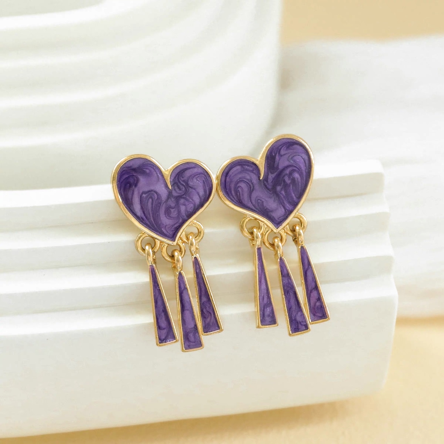 Retro purple heart-shaped earrings, long tassel stylish earrings, 2020 trendy earrings, ear clips for women 083