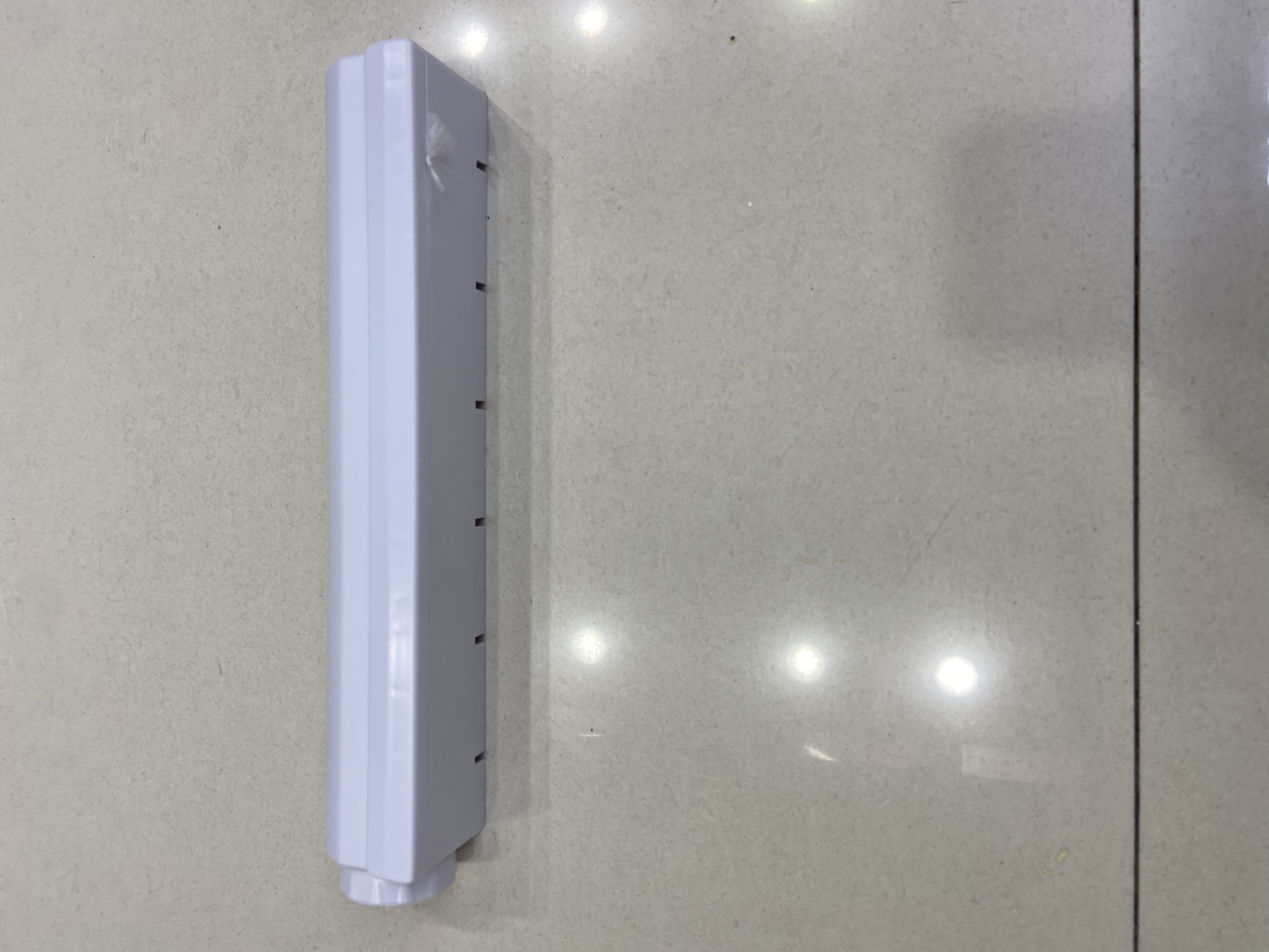 晾衣架白底实物图