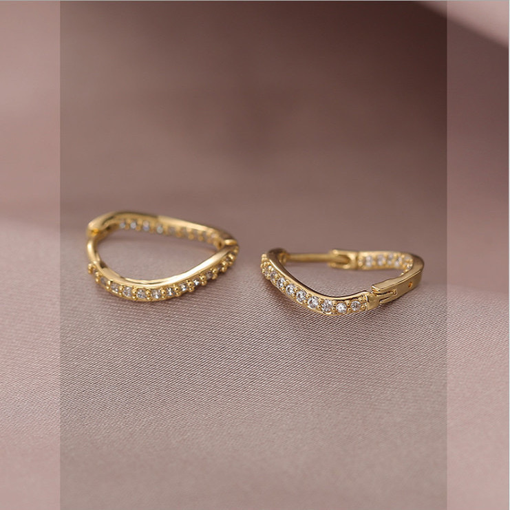 925 Silver Ear rings for women, fashionable and elegant, anti-allergy ear buckles, new Korean version earrings 313 Specification image
