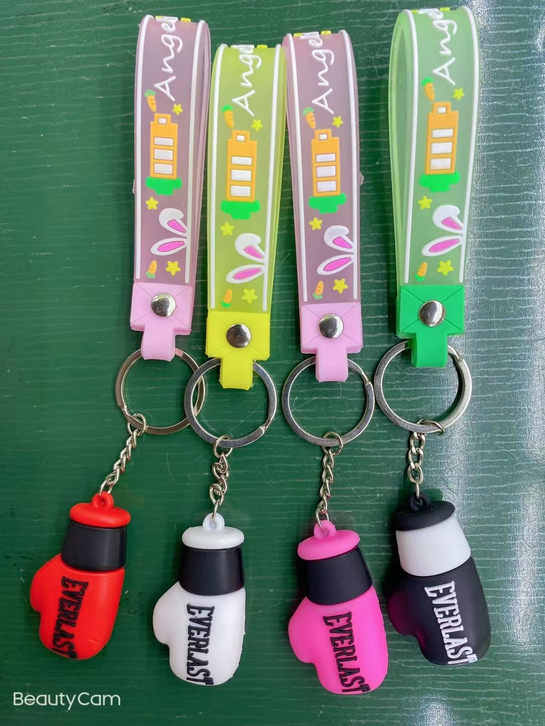 创意新/爆款/钥匙扣挂产品图