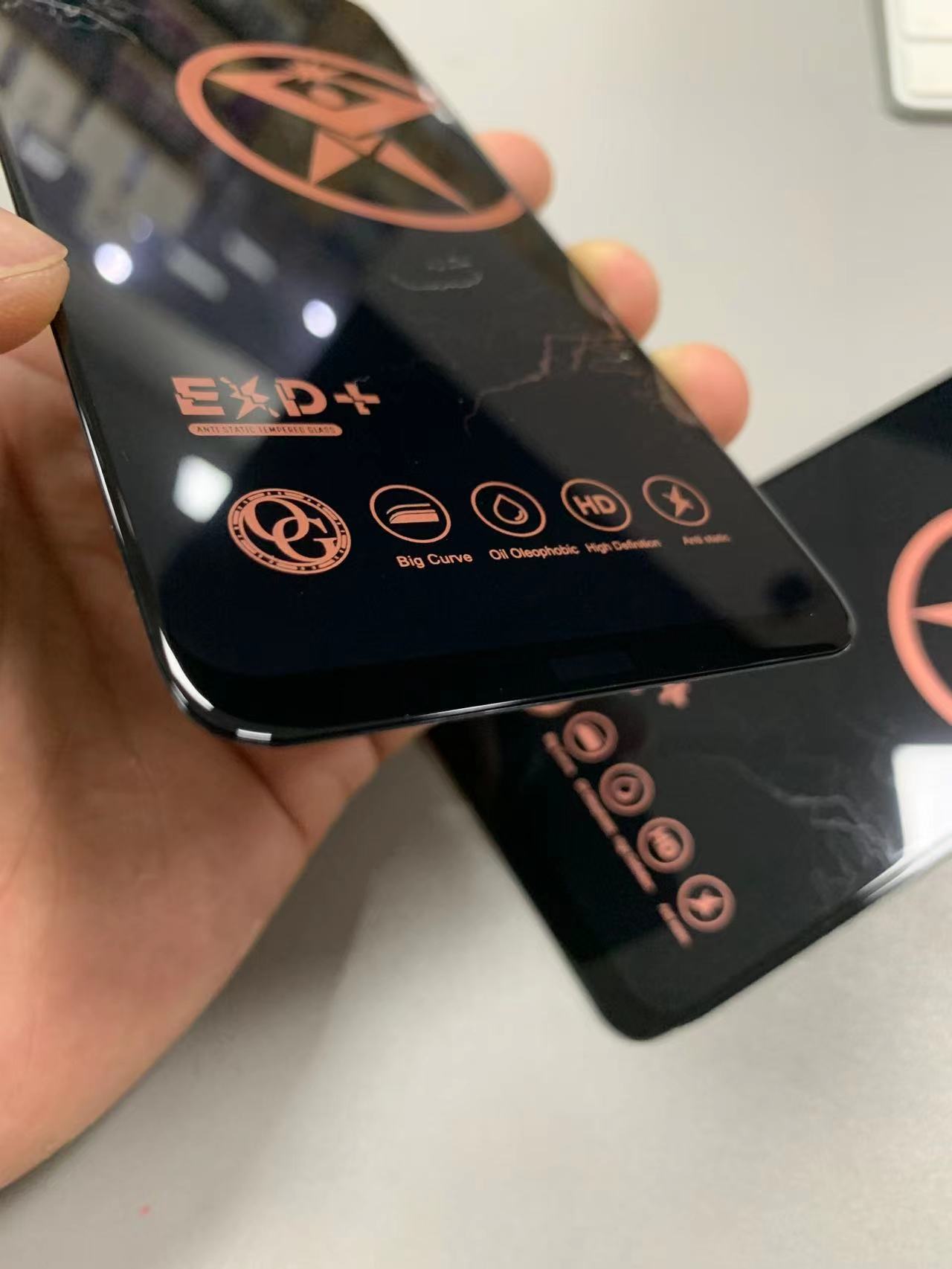 A box of ten pieces of Lightning tempered film phone screen protectors Item Picture