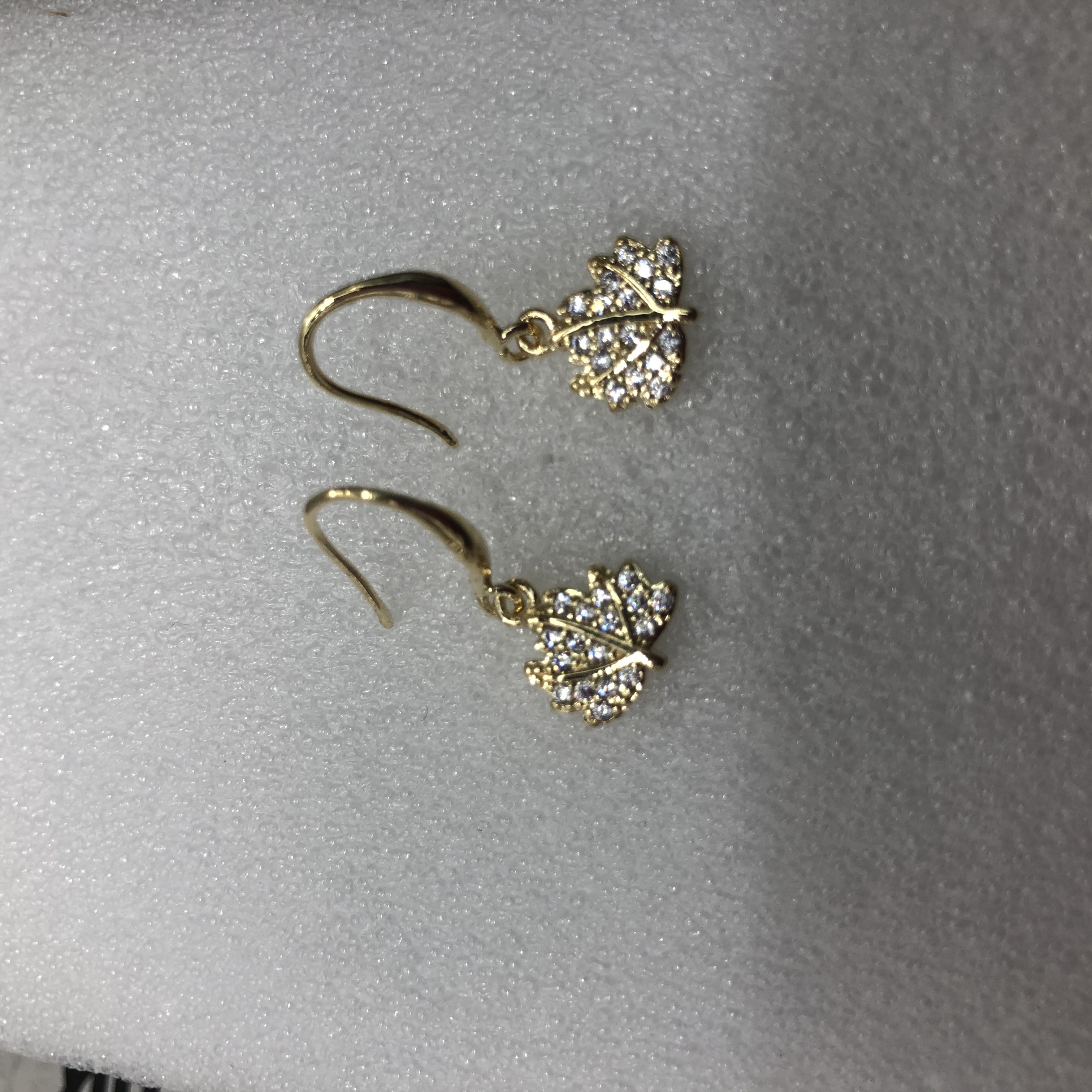 Classic zircon pendant with ear hook, Maple leaf fashionable and trendy accessory earrings