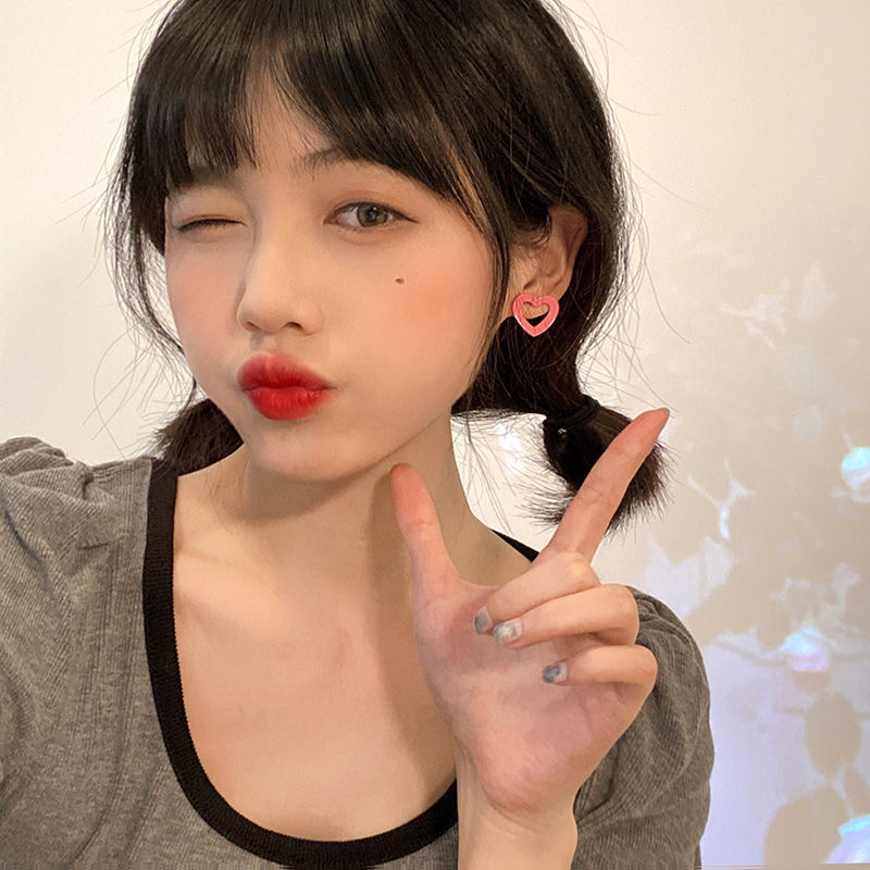 爱心耳钉小众设计感新款潮耳夹女无耳洞耳饰春夏天网红耳环