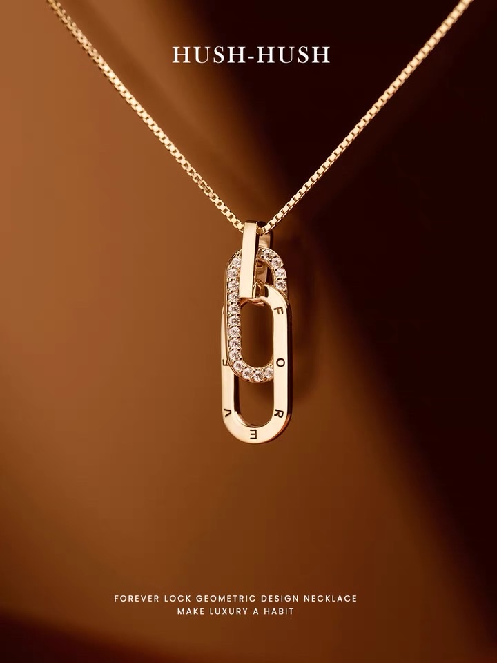 The birthday confession gift features a light luxury and niche design. The 2022 new pure silver bone necklace exudes a sense of sophistication for women