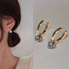 耳环新款潮韩国气质网红锆石耳扣女小众设计感高级轻奢独特