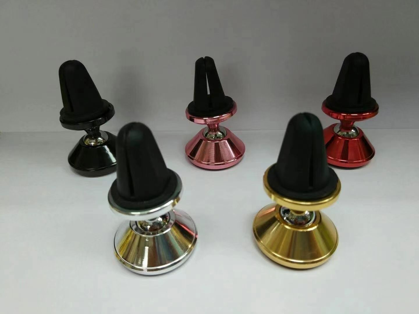 磁铁手机支架/出风口导航架/车载手机架产品图