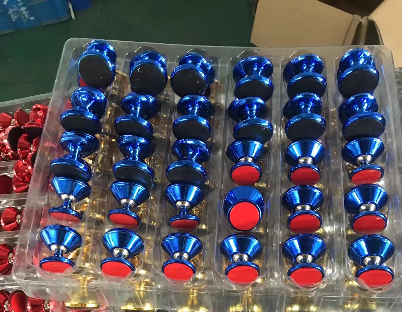 车载粘贴式仪表台磁力导航支架详情8