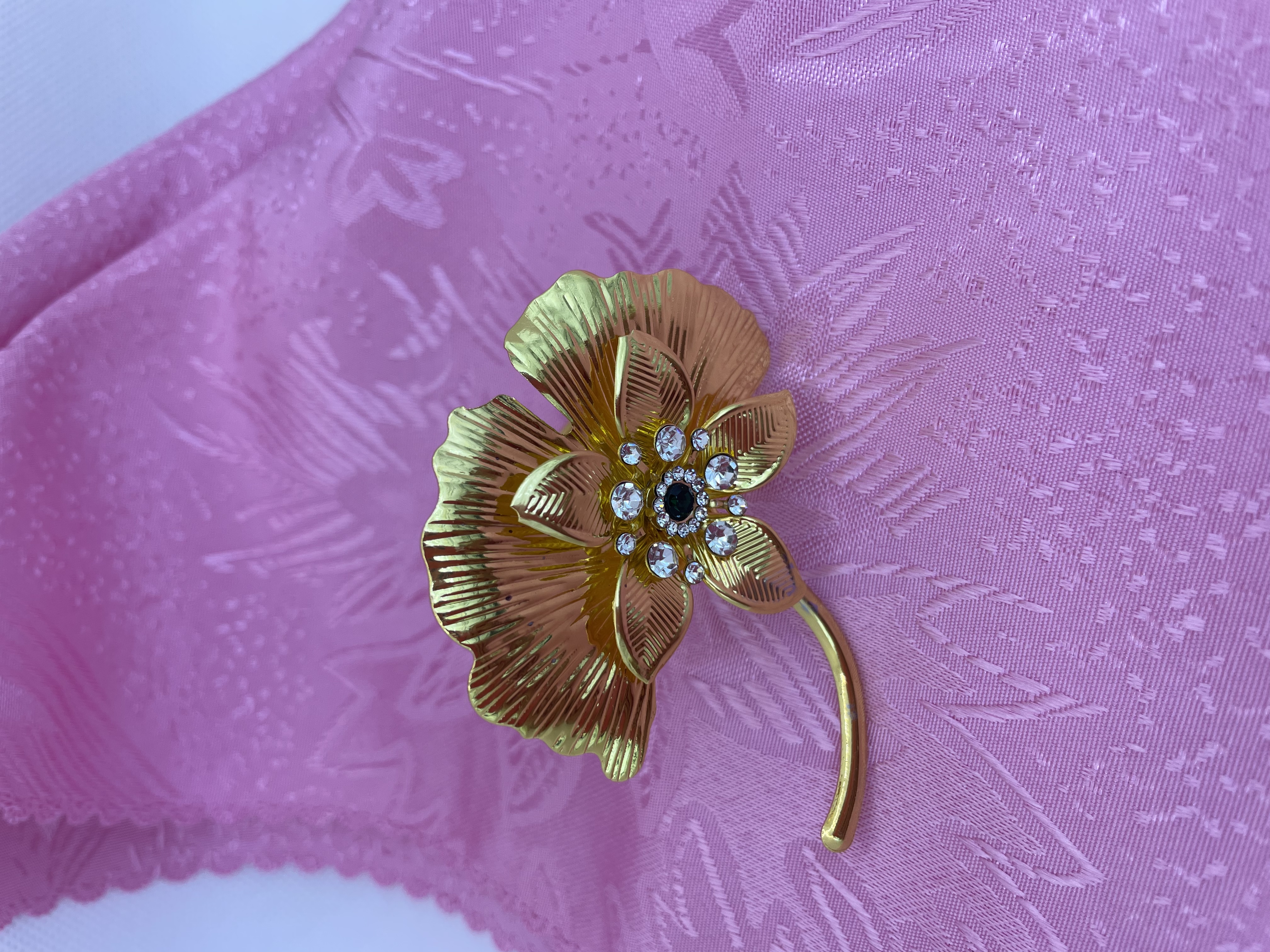 银杏叶餐巾环、饰品、酒店婚庆摆台装饰饰品。