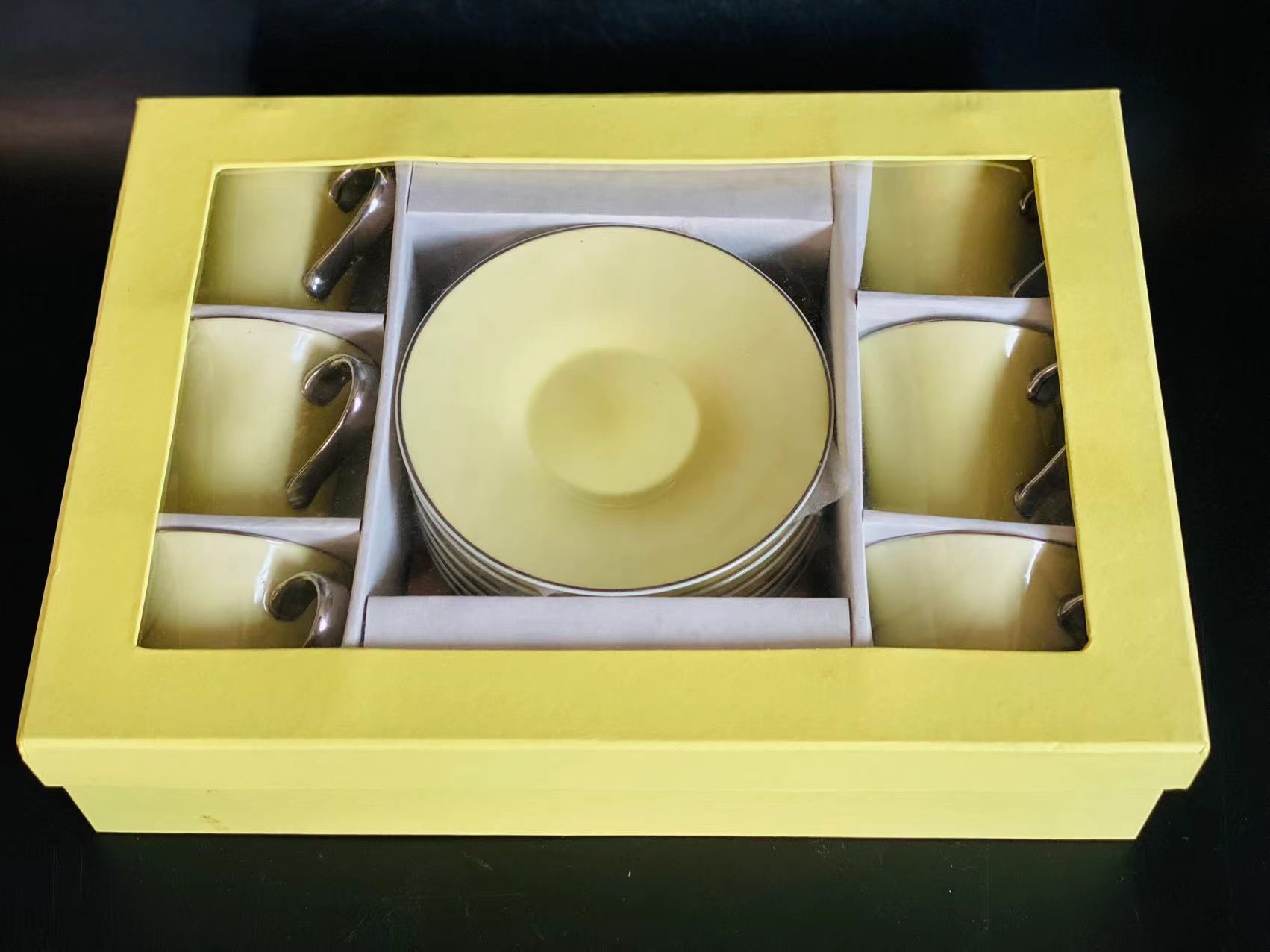 In stock, gold-plated ceramic coffee cups and saucers, packaged in color boxes, Yongsheng Ceramics YS Application Scenario