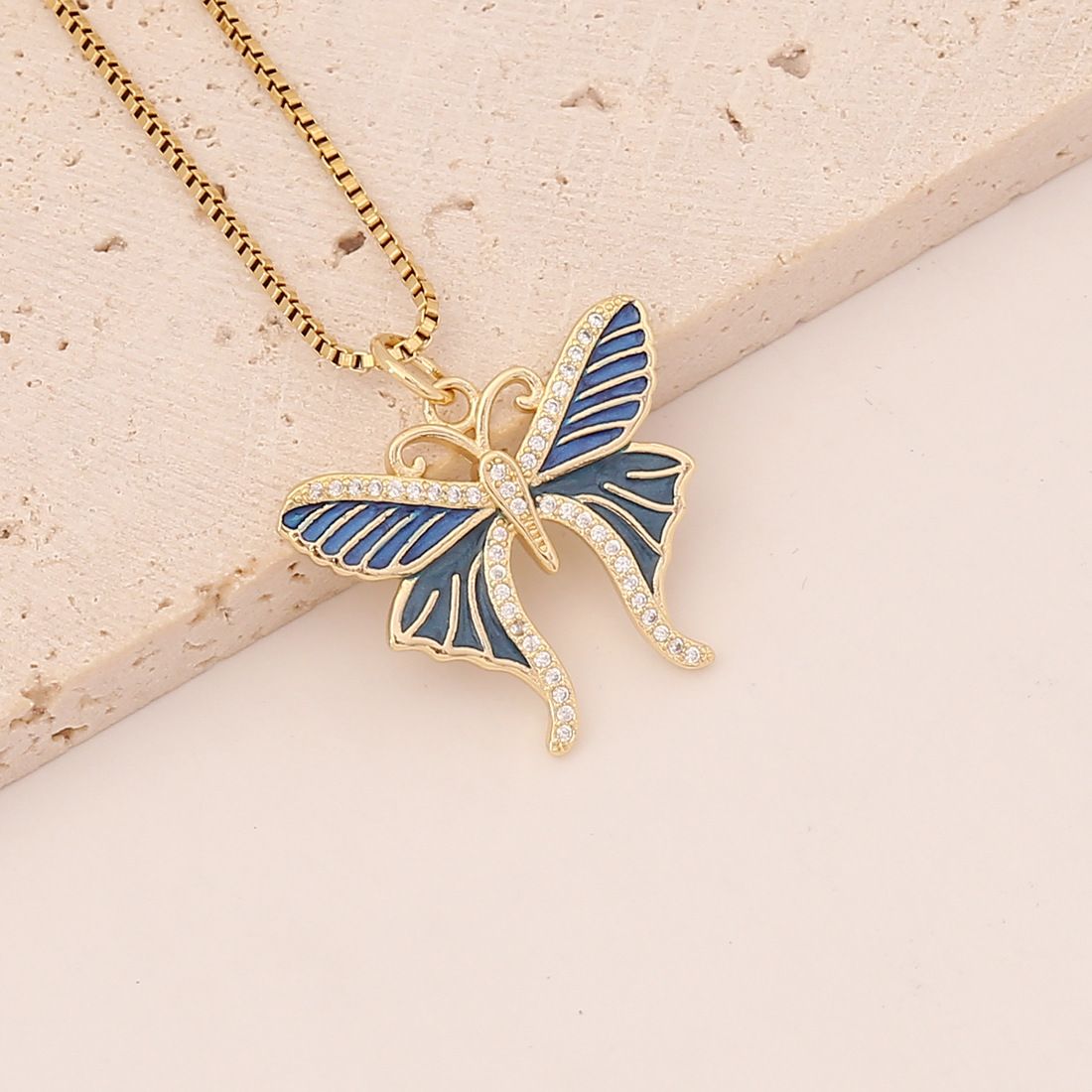 European and American cross-border jewelry, oil-dripping butterfly necklace, fashionable zircon pendant detail image 7
