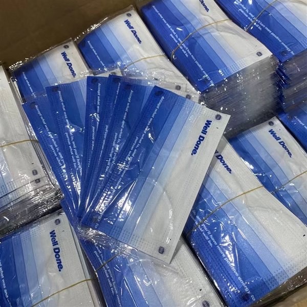 一次性日用口罩实物图