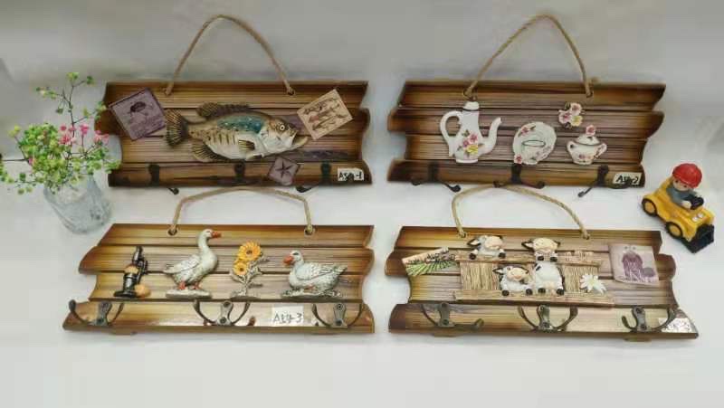 工艺品/木质壁挂/木质钥匙盒白底实物图