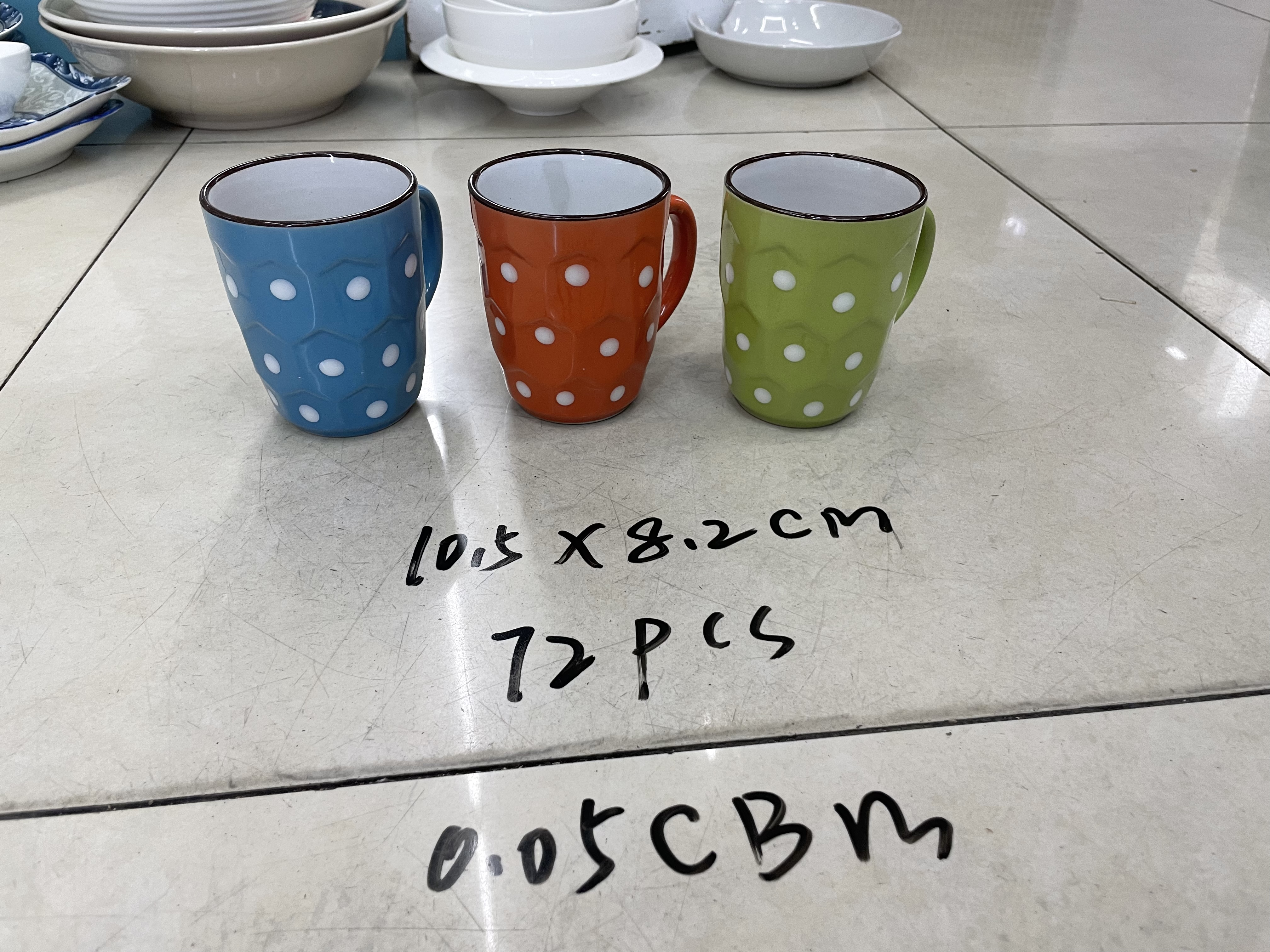 Prepare the large cups