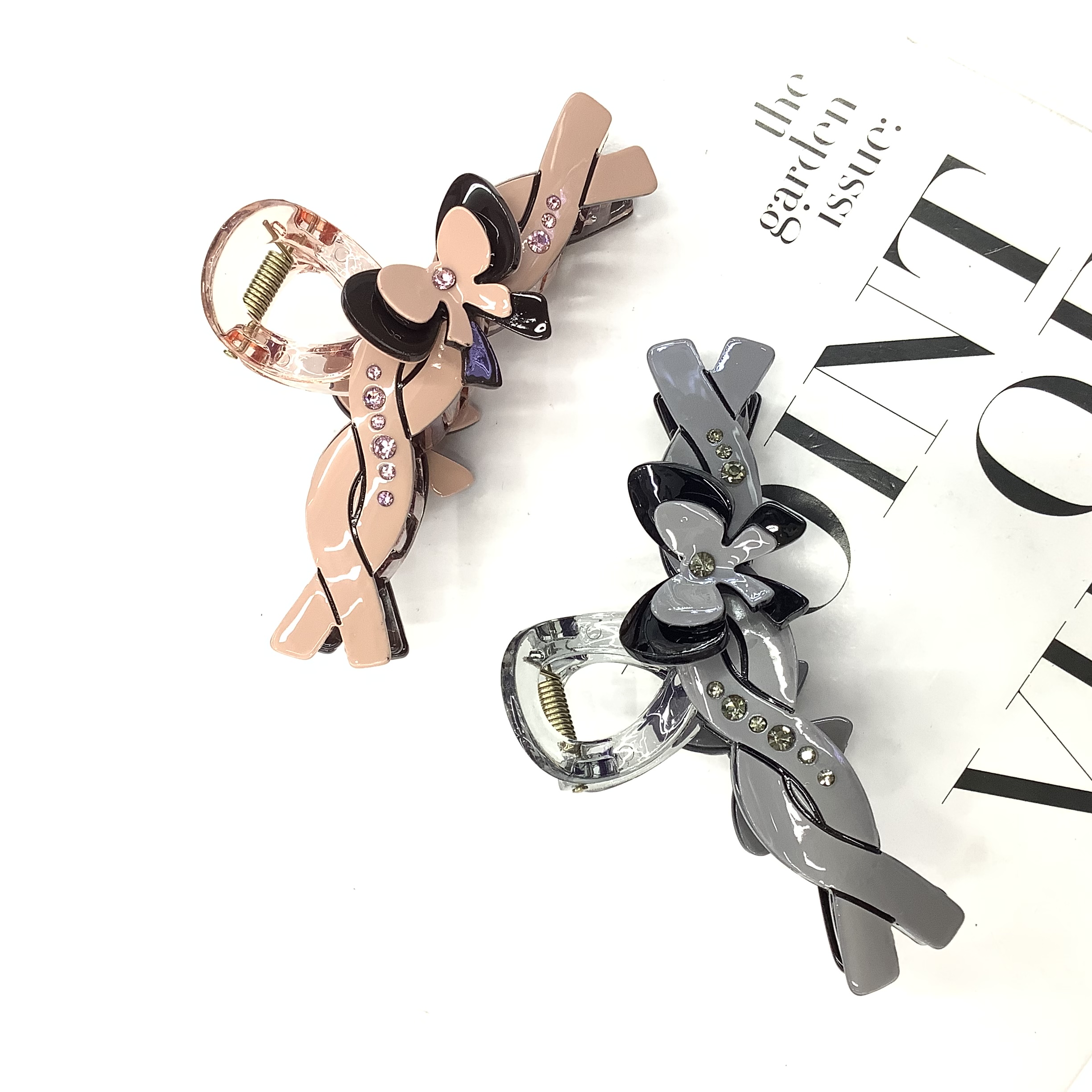 2022年新款  时尚大方麻花辫醋酸配件有钻精致发抓