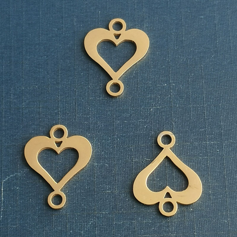 手链/吊坠/爱心细节图