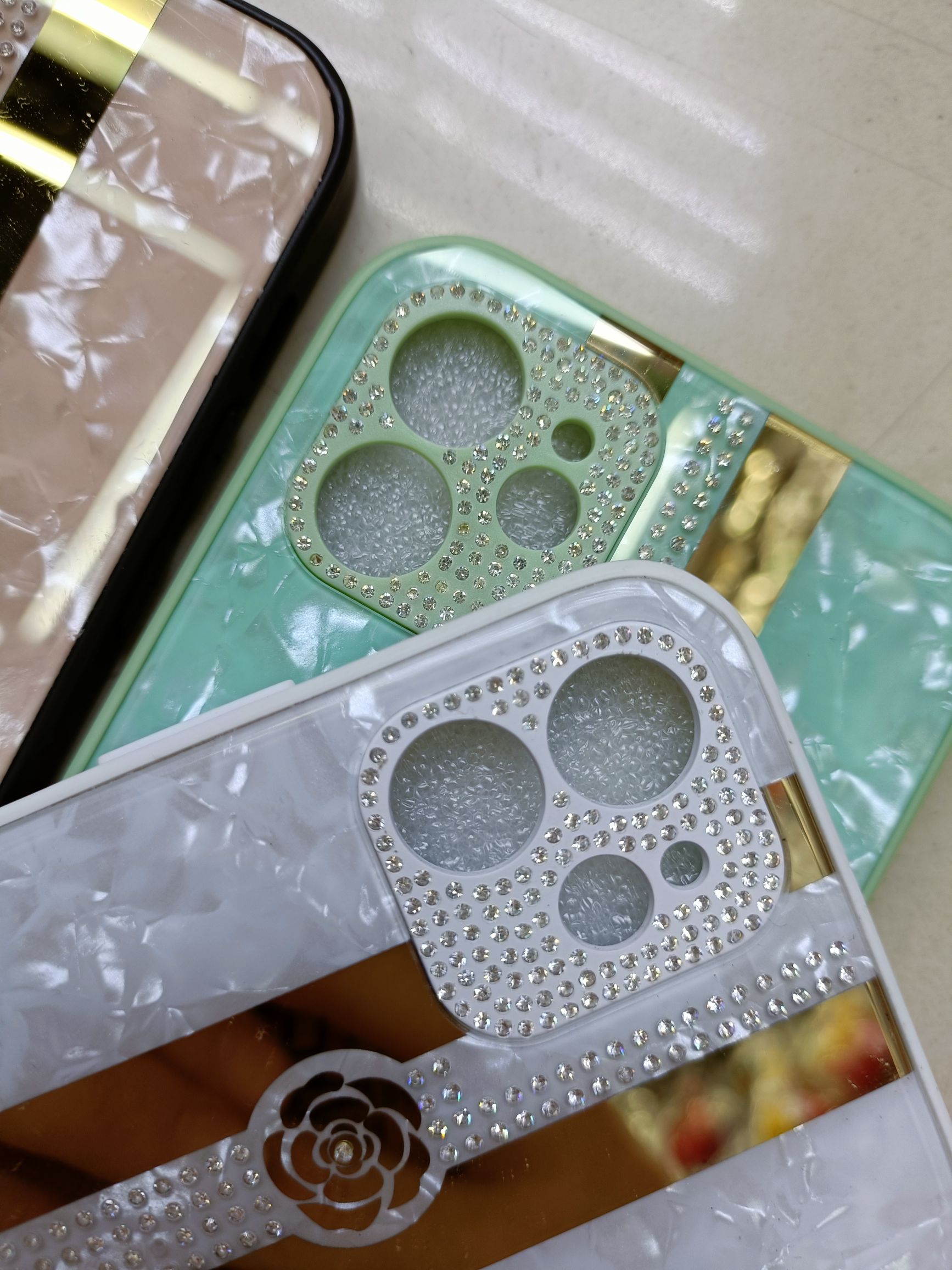 蝴蝶钻贝壳纹手机壳 摄像头贴钻  不贴钻详情图5