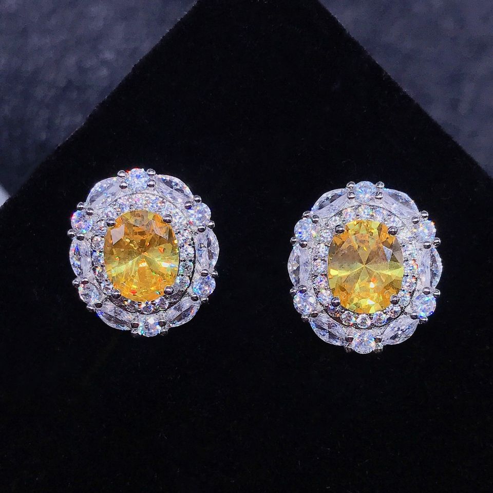 A light luxury high-end custom design synthetic high-carbon yellow diamond set detail image 4