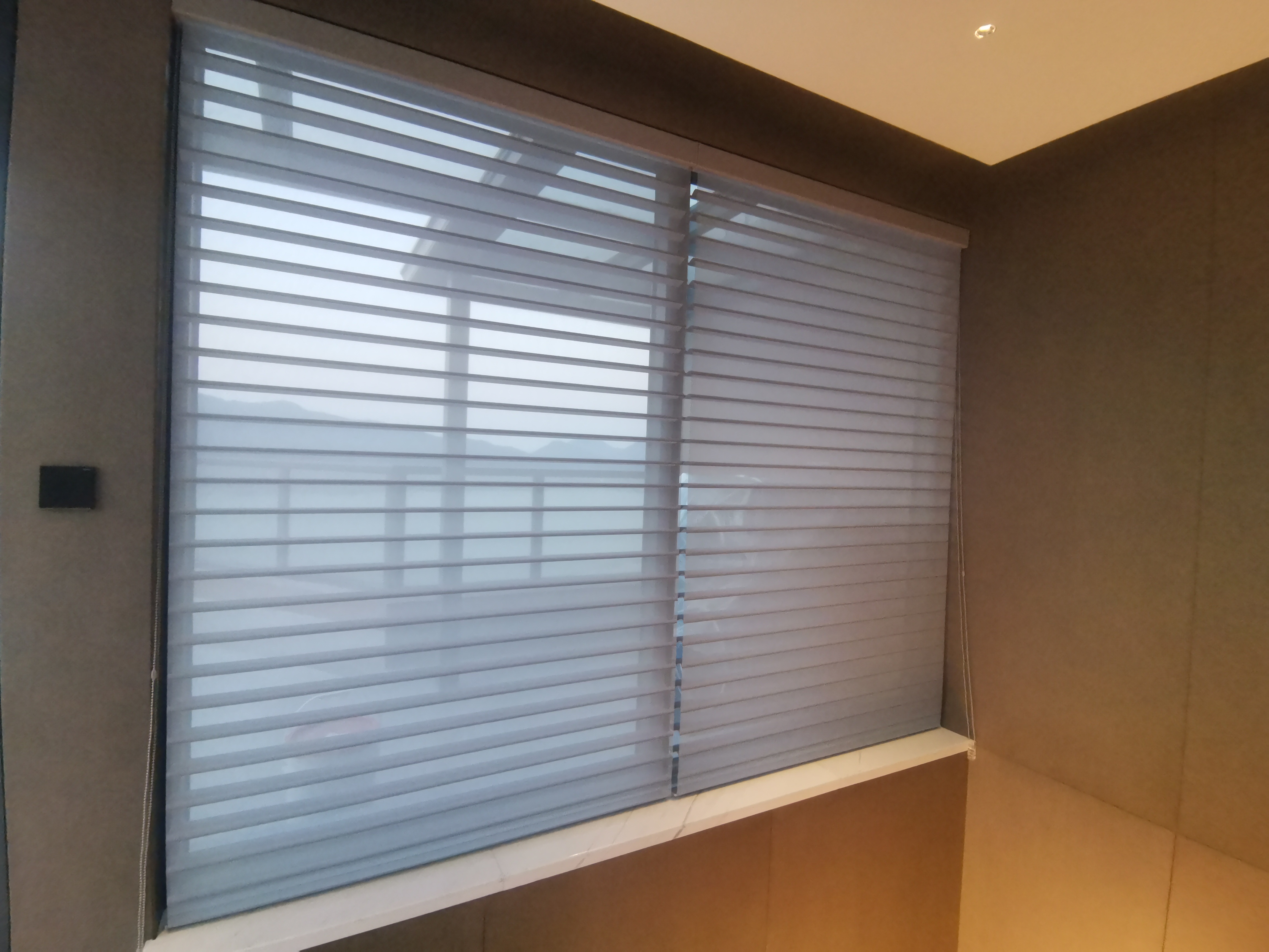 Bingo Soft Furnishing customizable curtains Shangri-La blinds "Enter Shangri-La"