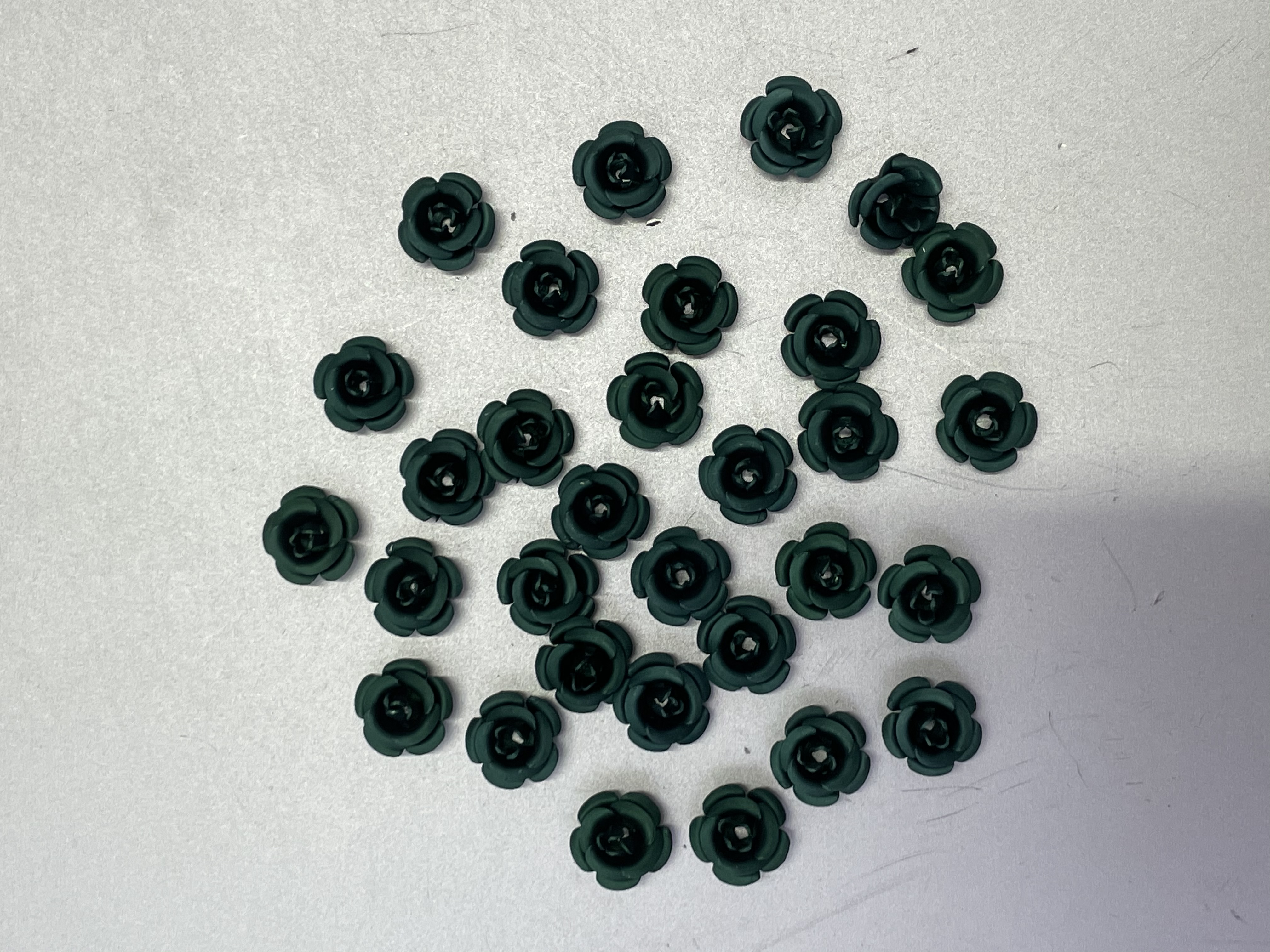 义乌国际商贸城一区三楼E区9街8885号8mm五瓣玫瑰花39#色