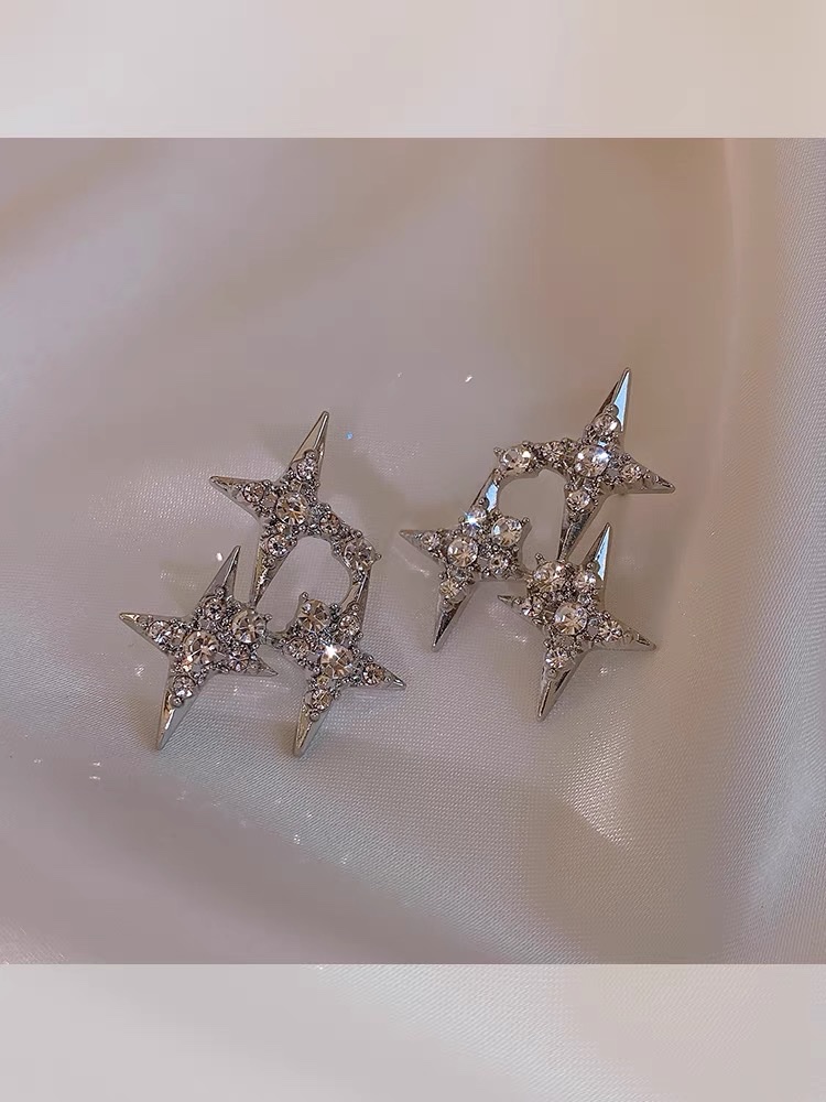 وأقراط مصعة بالنجوم details Picture