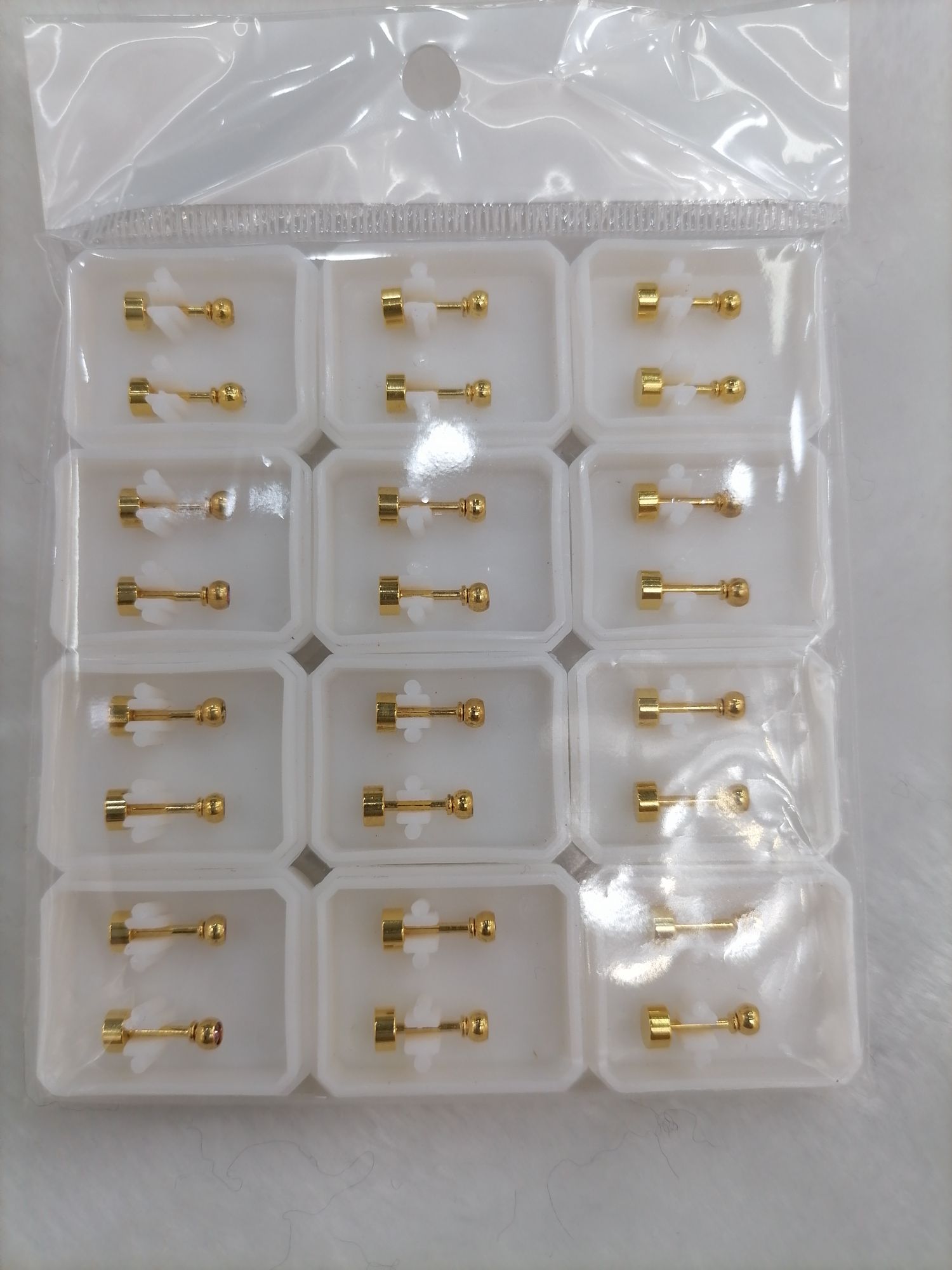 Titanium steel golden diamond stud earrings, 3 pairs each in white, red, pink and black detail image 3