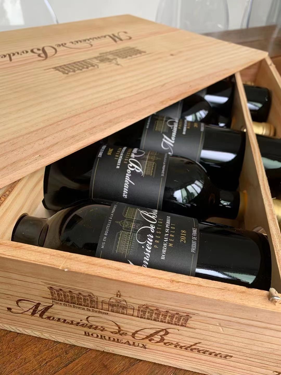 Mr. Bordeaux's Fine Dry Red Wine full figure