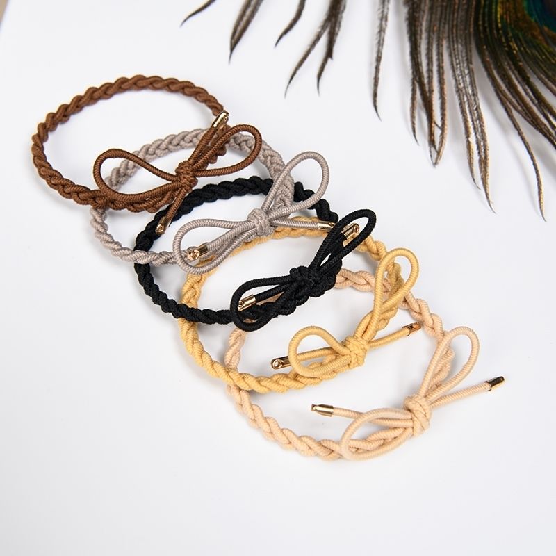 The new spring series features simple bow ties, high-elasticity braids, thick hair bands that are durable and do not tighten the hair, as well as rubber bands, hair ties and headbands detail image 10