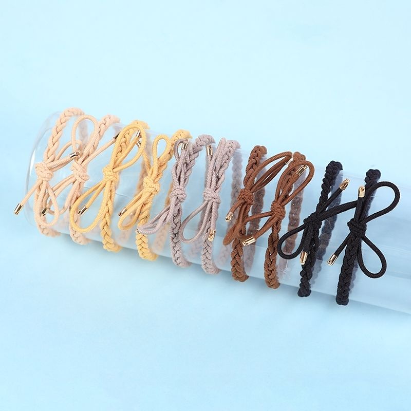 The new spring series features simple bow ties, high-elasticity braids, thick hair bands that are durable and do not tighten the hair, as well as rubber bands, hair ties and headbands