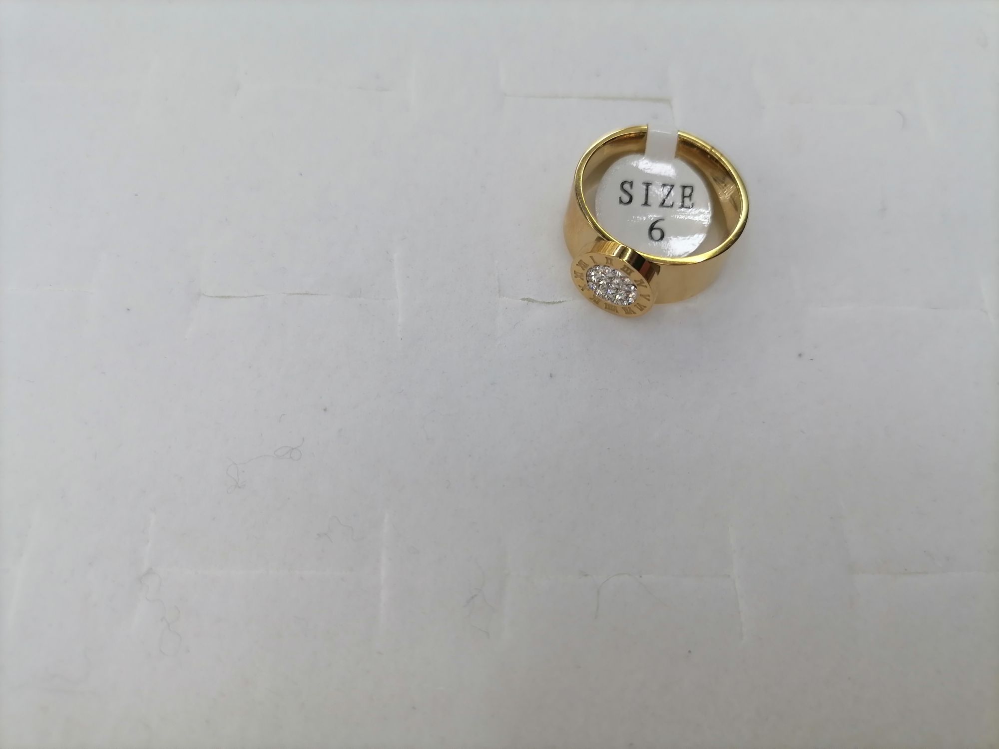 Titanium steel gold wide vintage clock ring with diamonds details Picture