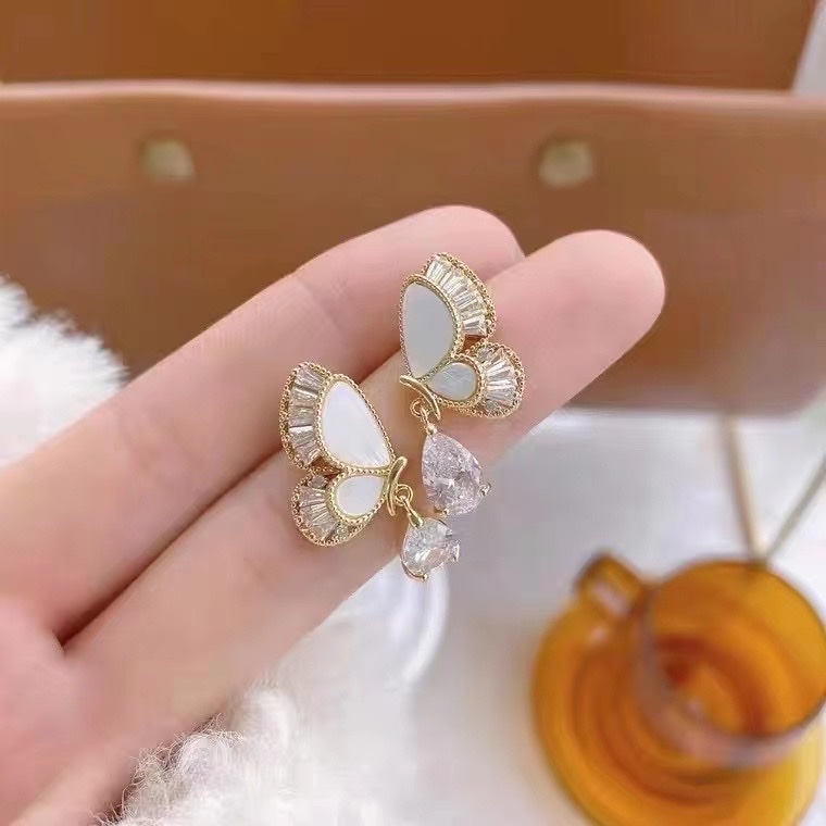 Cat-eye butterfly fashionable, classic, high-end, elegant, luxurious and versatile zircon inlaid women's earrings and earrings