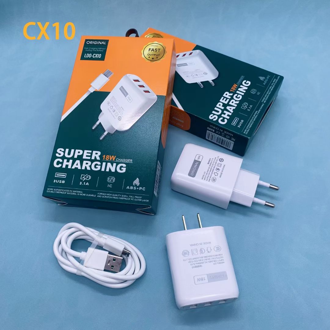 This multi-functional 3USB mobile phone charger is compatible with various mobile phones such as Apple, Huawei, VIVO, etc. for 2A details Picture