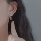 GLTEN韩版方块字母镶钻S925银耳钉女INS冷淡风新款耳坠耳环百搭