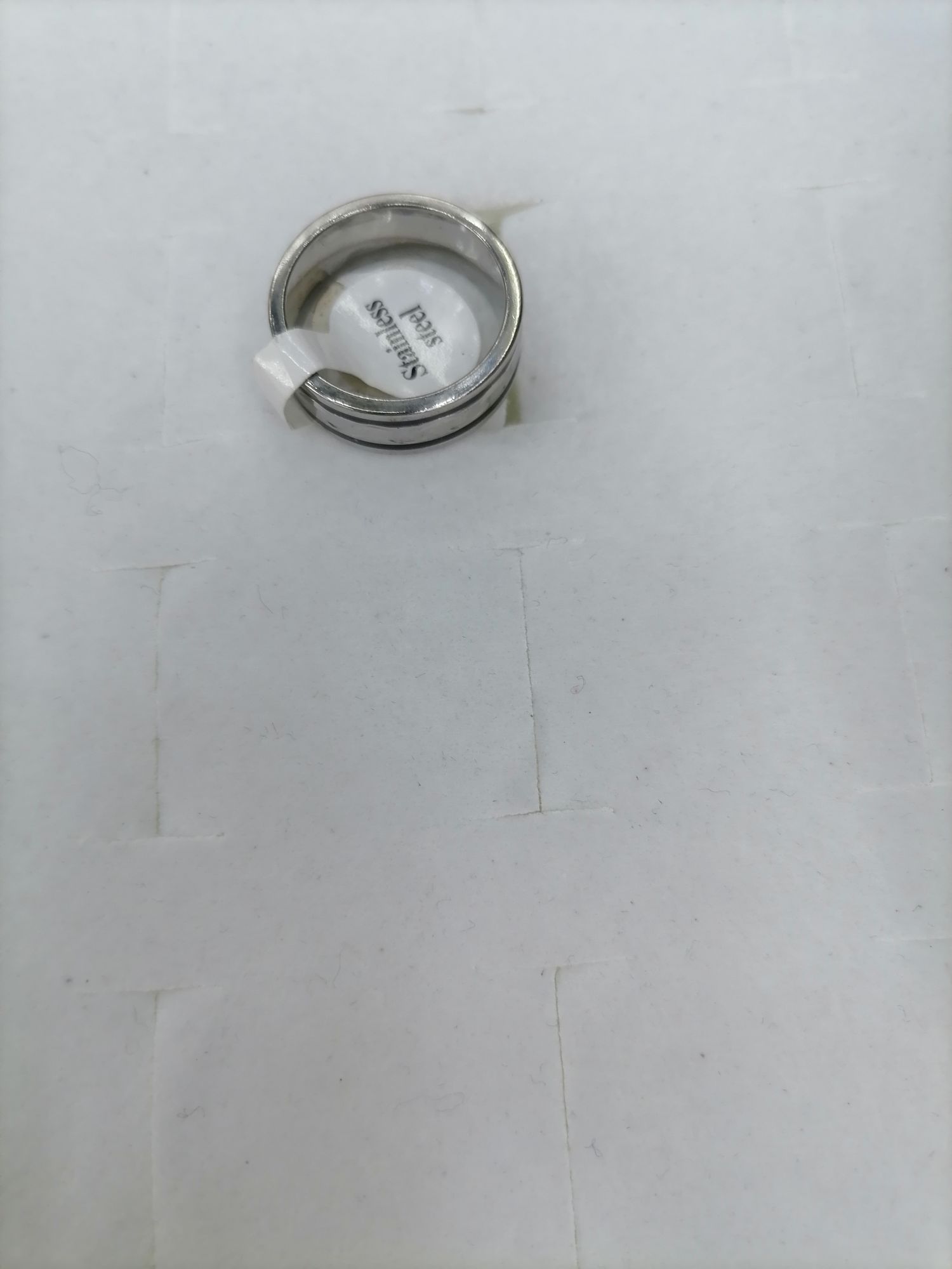 Titanium steel silver oil-dripping smiling face ring detail image 4
