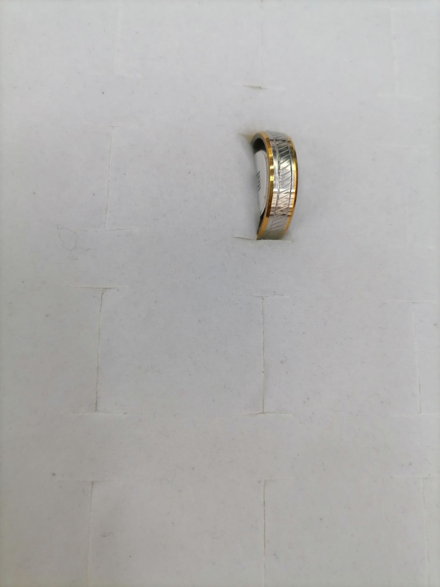 Titanium steel gradient gold outer gold quadrilateral ring details Picture