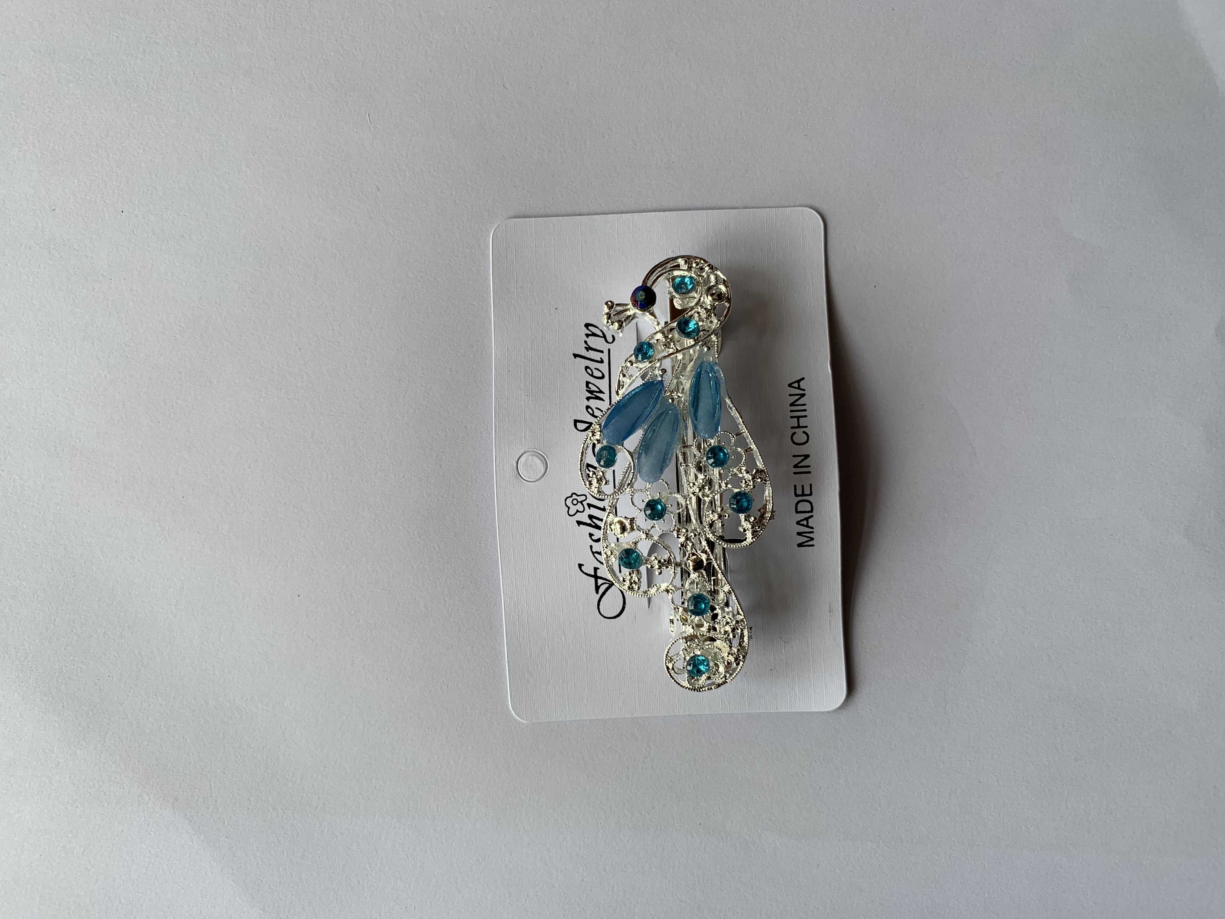 Popular and versatile accessories: Hair clips, hairpins, and headwear series. Silver-plated alloy spring clips 2. Gold Love Accessories 3036-3 Item Picture