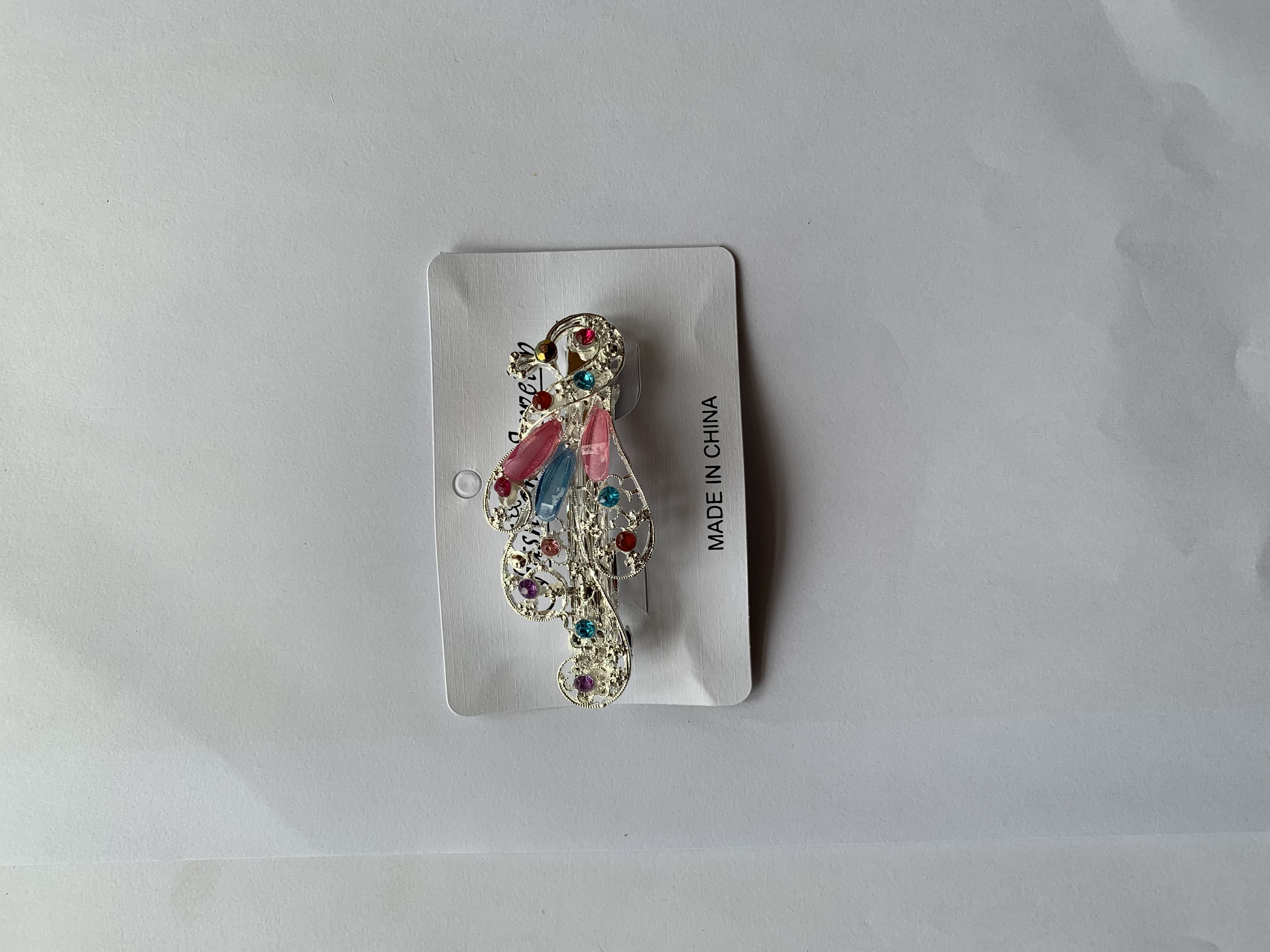Popular and versatile accessories: Hair clips, hairpins, and headwear series. Silver-plated alloy spring clips 2. Gold Love Accessories 3036-3 details Picture