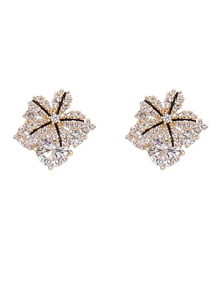 Maple Leaf high-end stud earrings for women, super sparkling zircon imitation earrings, elegant and simple, versatile earrings details Picture