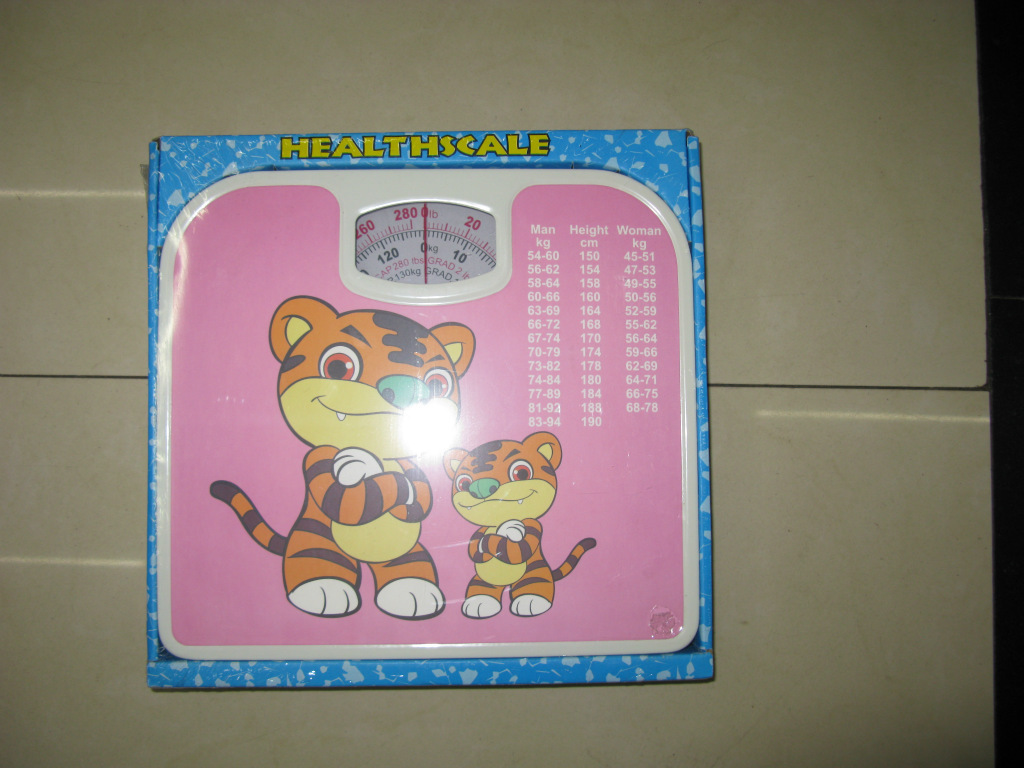 A06铁皮人体秤,机械130KG，图案混装